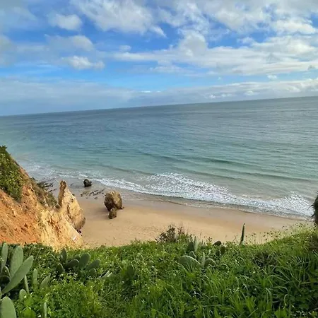 Paparazzi - Riverviews