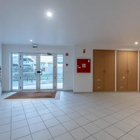 Apartment Paparazzi - Riverviews