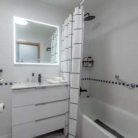 Paparazzi - Riverviews