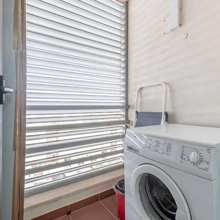 Paparazzi - Riverviews *